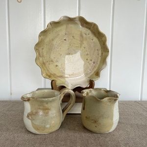 The Dove Pottery Cream, Sugar and Cookie Plate